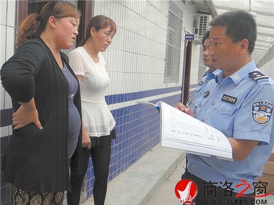 王先鋒向當事人調查案情