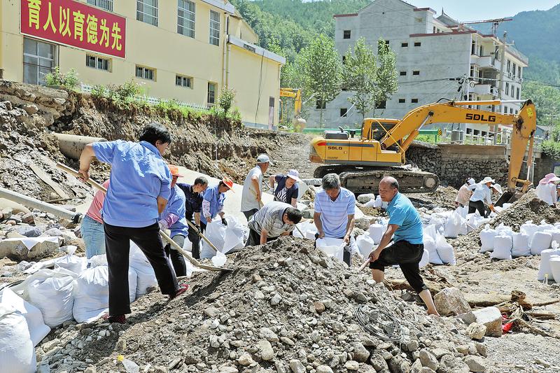 洛南全力開展災后重建工作